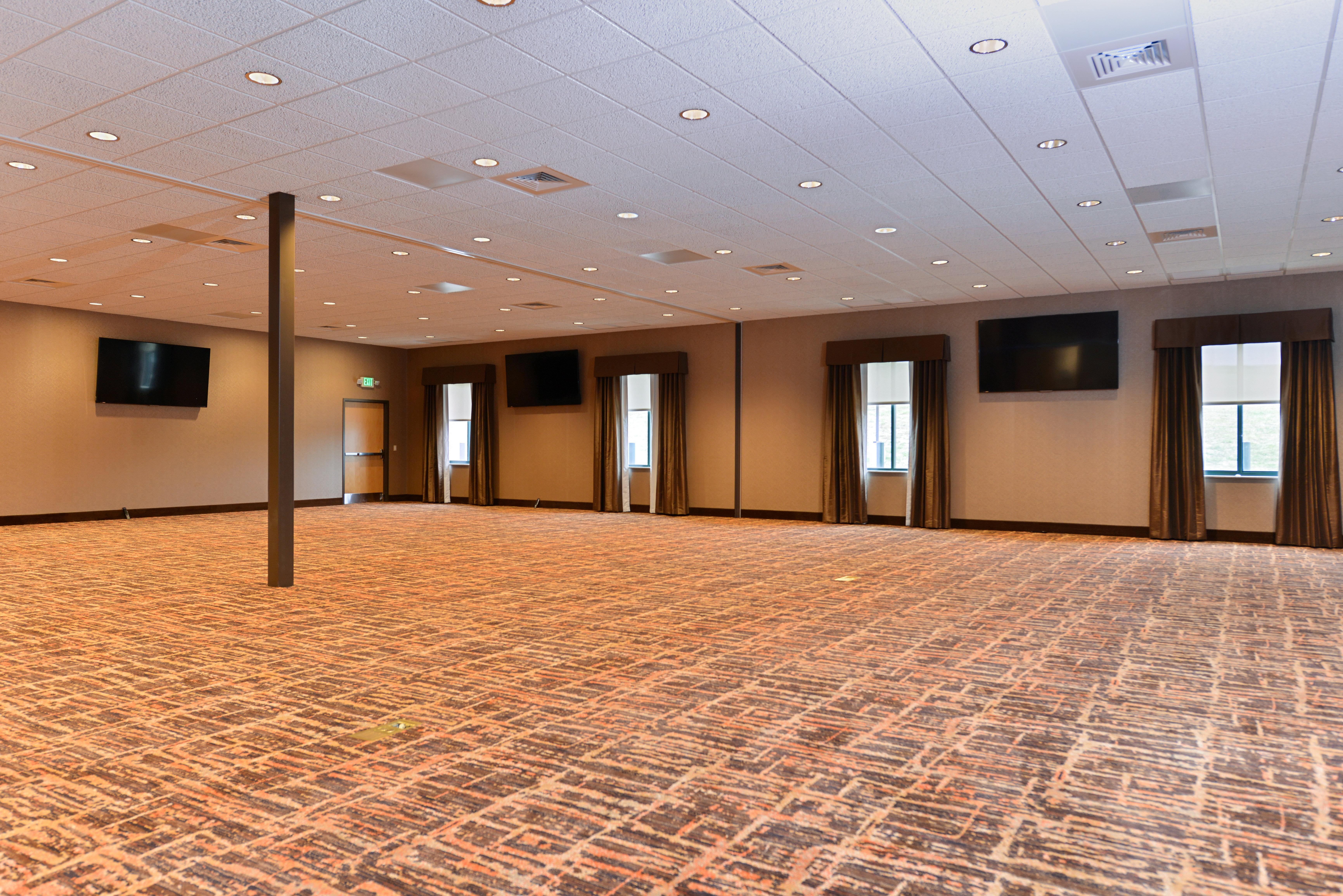 Holiday Inn Express Breezewood By Ihg Exterior foto