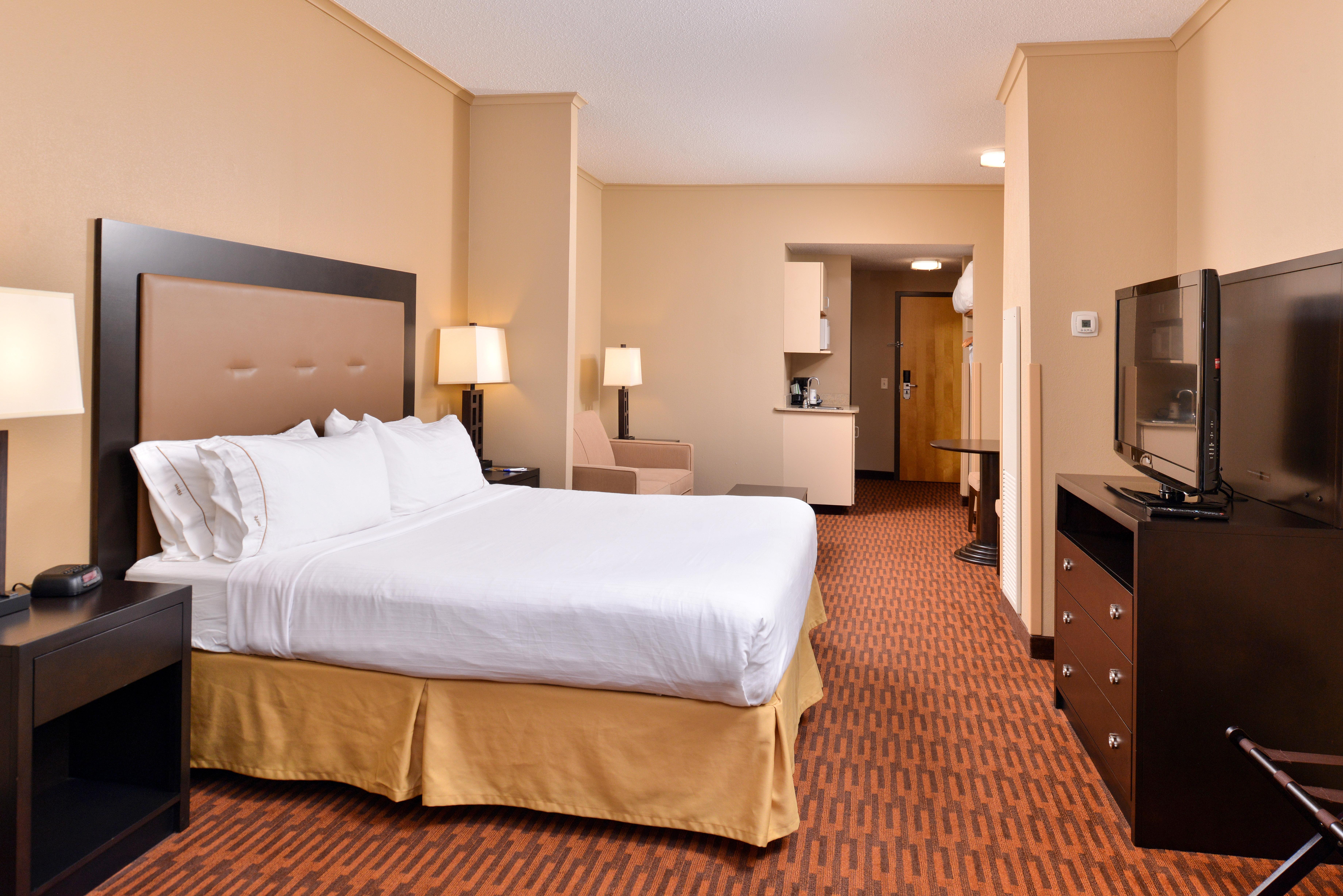 Holiday Inn Express Breezewood By Ihg Exterior foto